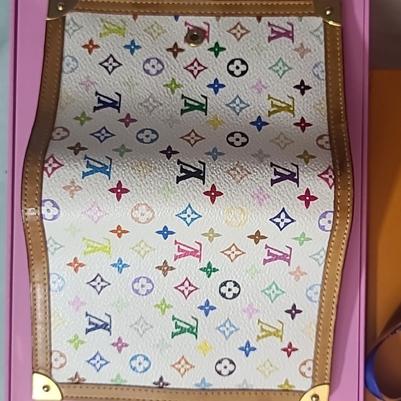 Louis Vuitton Takashi Murakami Monogram Agenda Planner Cover - Picture 8 of 12